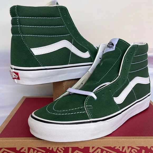 Vans WMNS Sk8-Hi
Color Theory Greener Past
VN0005U96QU
Sneakers - Picture 8 of 16